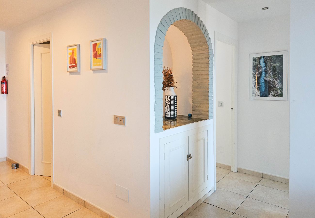 Apartment in Mijas Costa - Beautiful sea views @ Torrenueva near La Cala 