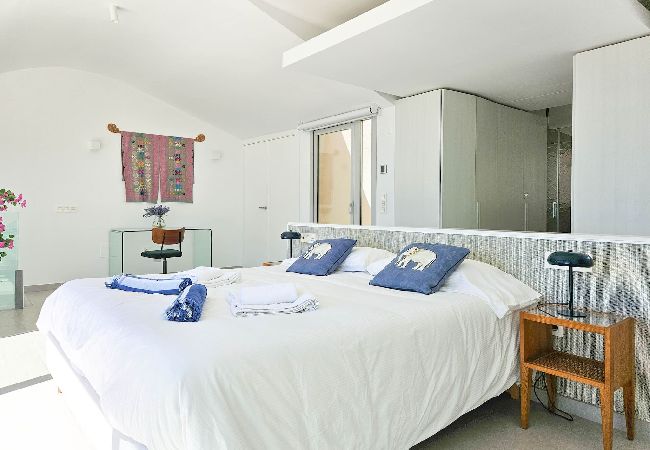 Apartment in Benalmádena - Luxury Penthouse @ Stupa hills Benalmadena  Apartment in Benalmádena - Luxury Penthouse @ Stupa hills Benalmadena