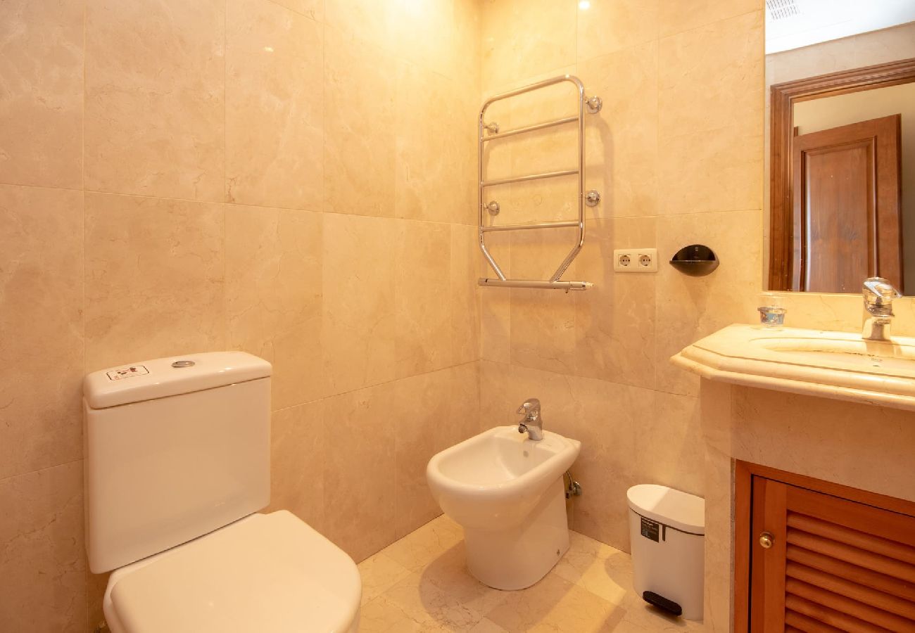 Terraced House in Mijas Costa - Spacious refurbished 4 Bed in Riviera del Sol 