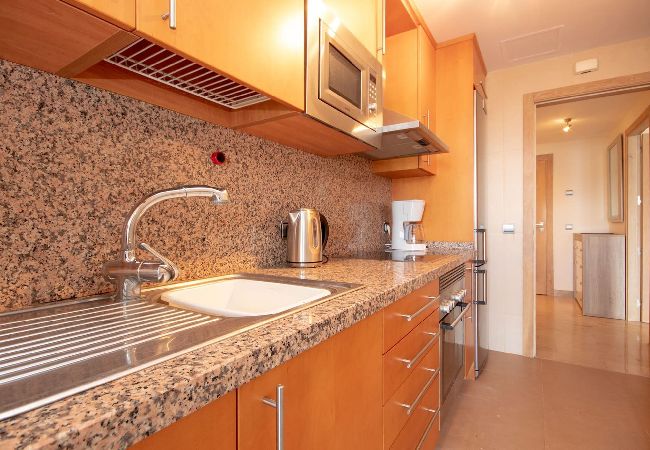 Apartment in Manilva - Marina de Castillo Beachfront Puerto Duquesa  Apartment in Manilva - Marina de Castillo Beachfront Puerto Duquesa