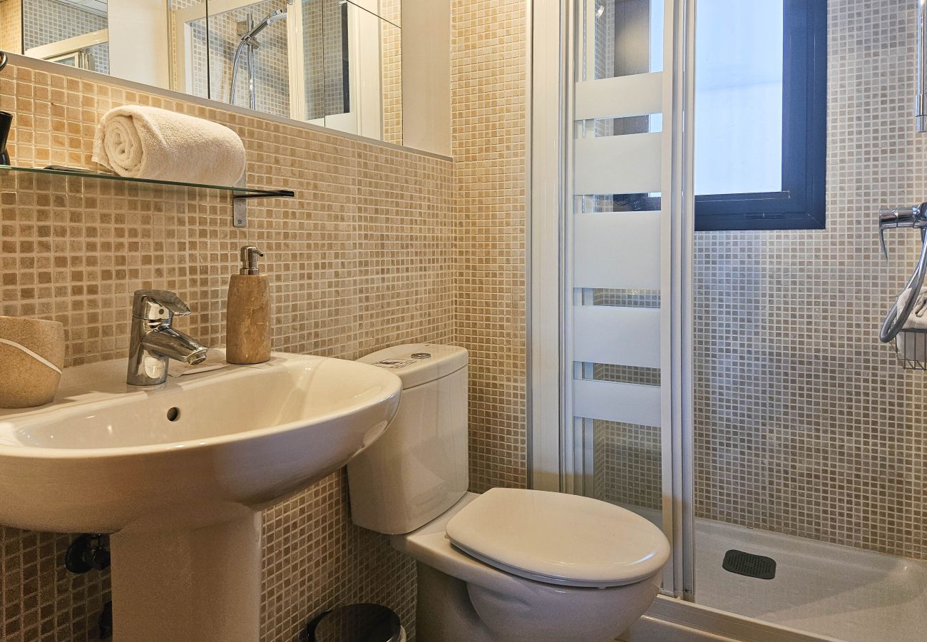 Apartment in Mijas Costa - Calablanca walking distance to La Cala and beach 