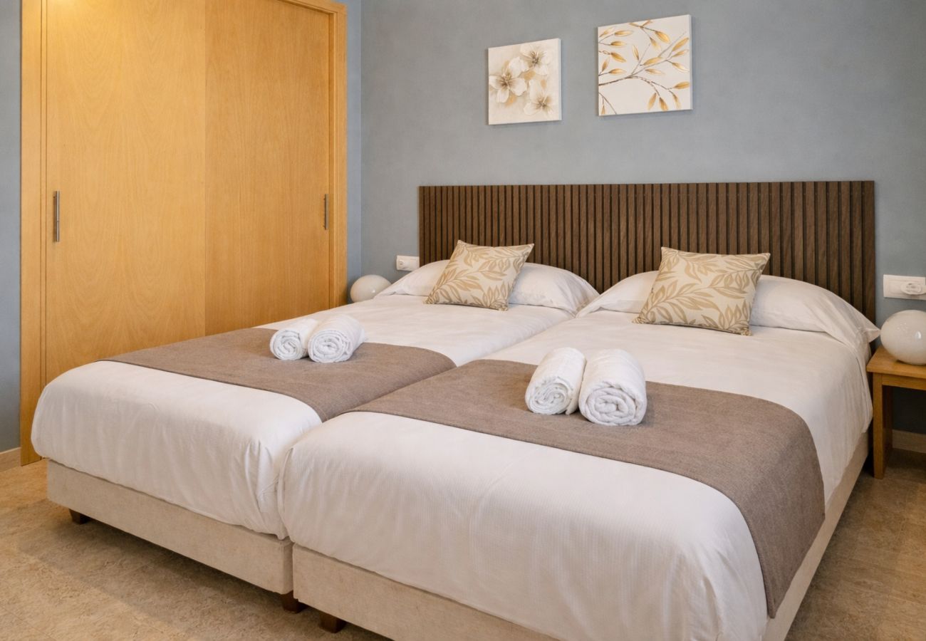 Apartment in Mijas Costa - Calablanca walking distance to La Cala and beach 