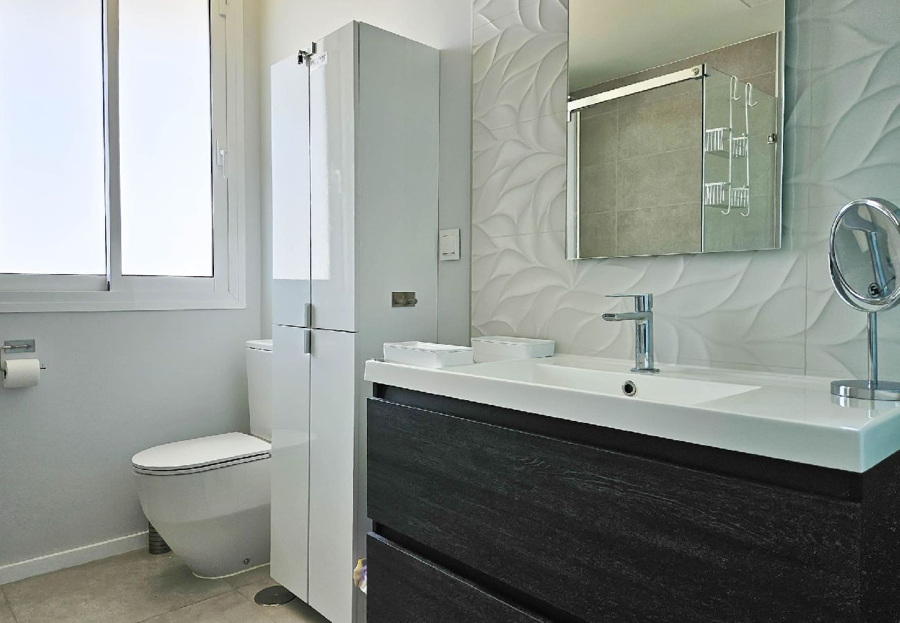 Apartment in La Cala de Mijas - Lovely modern 3 bedroom apt in Casa Banderas 