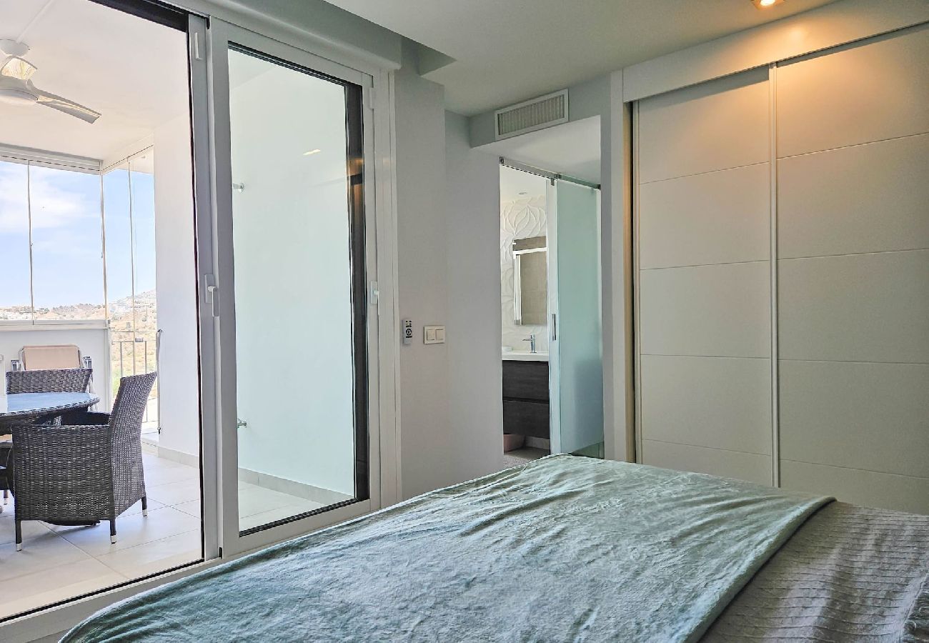 Apartment in La Cala de Mijas - Lovely modern 3 bedroom apt in Casa Banderas 