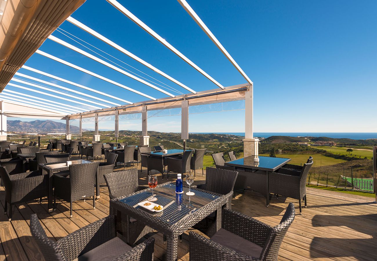 Apartment in Mijas Costa - 2 bed apartment front line Calanova Grand Golf 