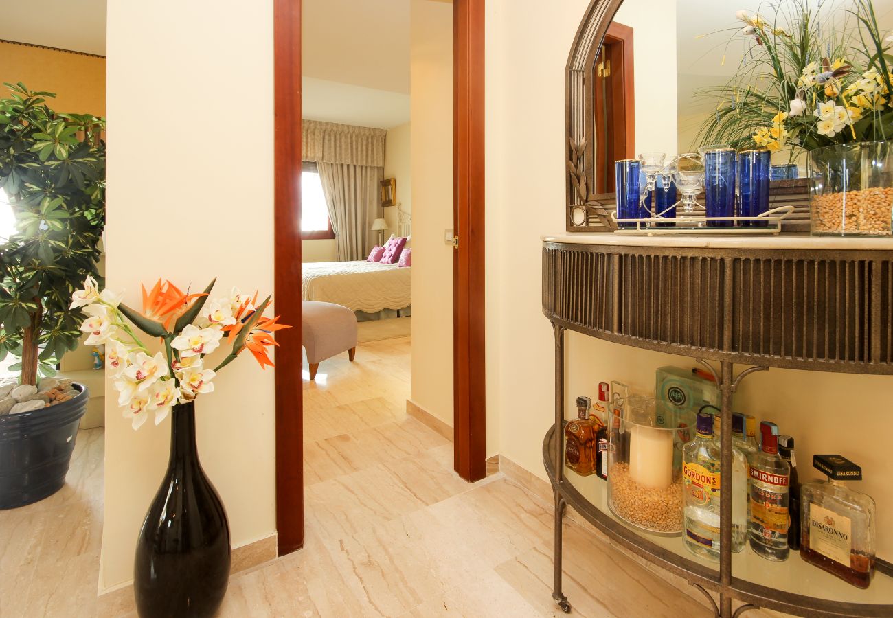 Apartment in Marbella - First floor Beach side property, San Pedro 