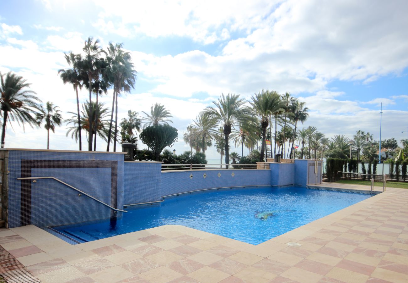 Apartment in Marbella - First floor Beach side property, San Pedro 
