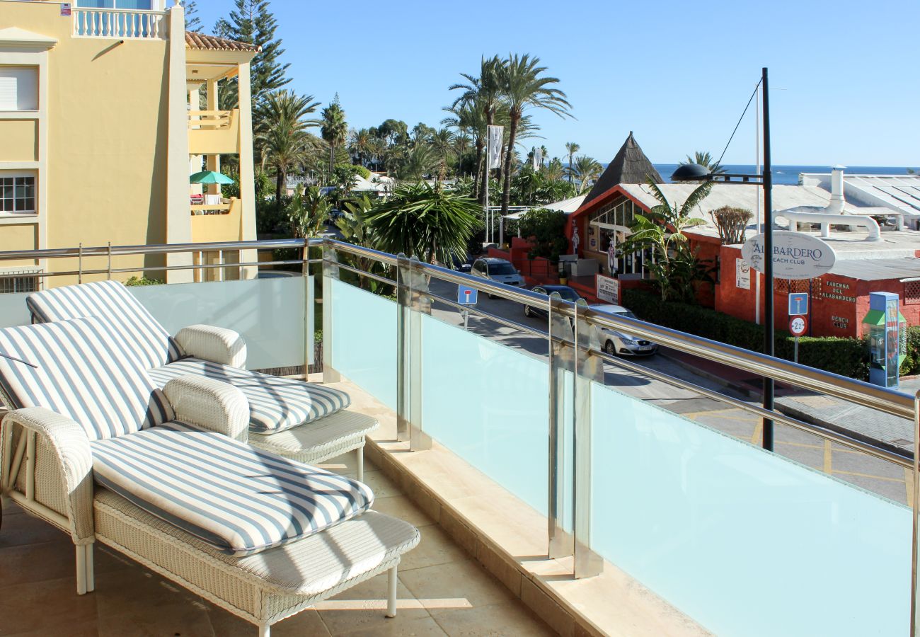 Apartment in Marbella - First floor Beach side property, San Pedro 