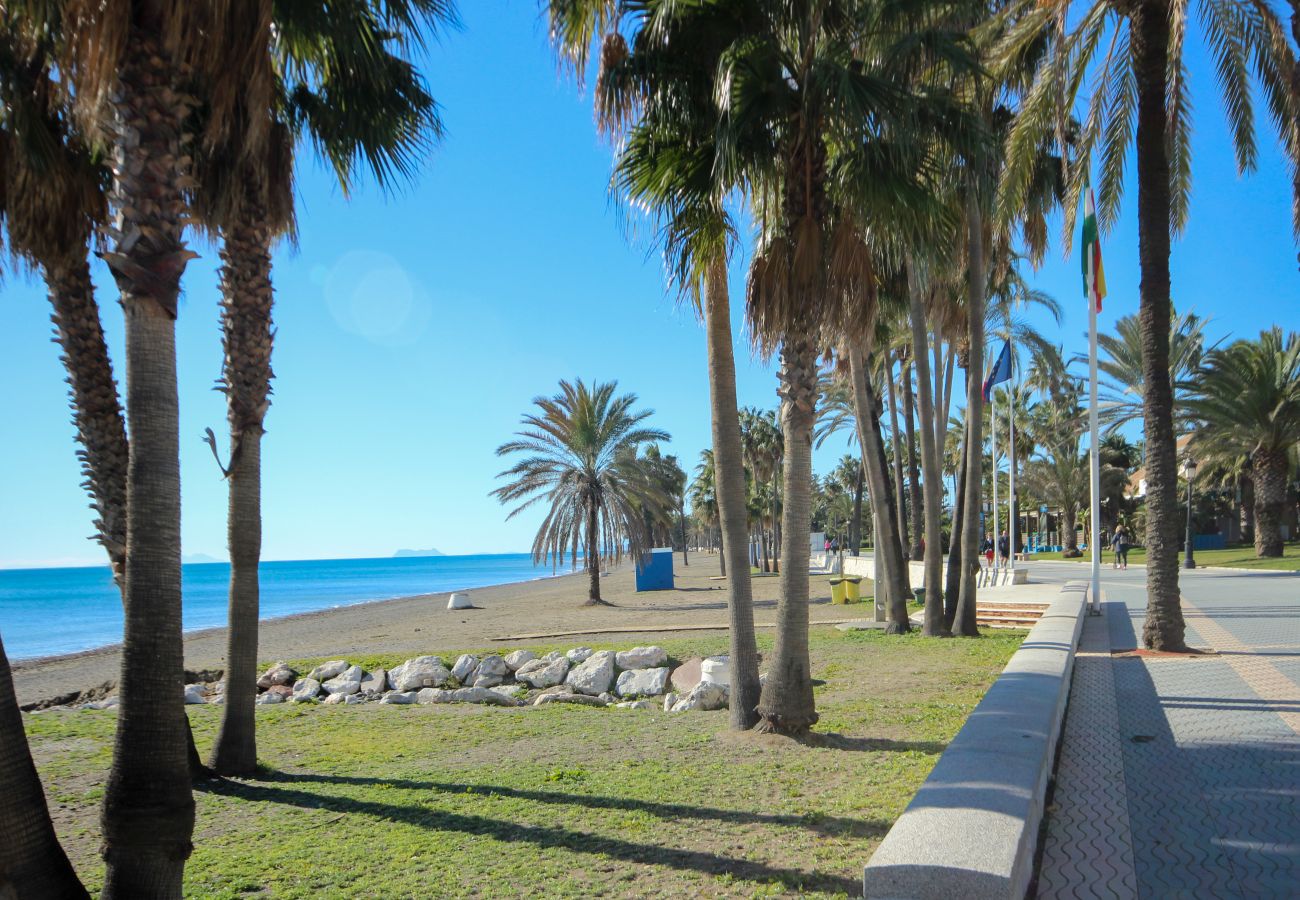 Apartment in Marbella - First floor Beach side property, San Pedro 