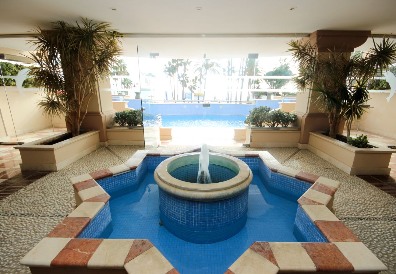 Apartment in Marbella - First floor Beach side property, San Pedro 