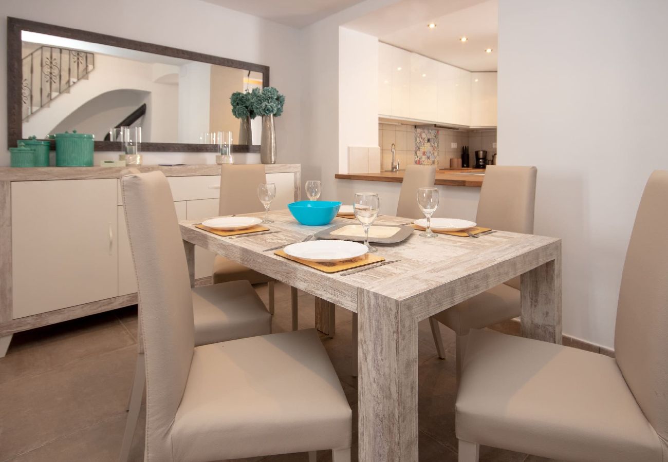 Terraced House in Alhaurín el Grande - Lovely 2 bed townhouse in Alhaurin el Grande 