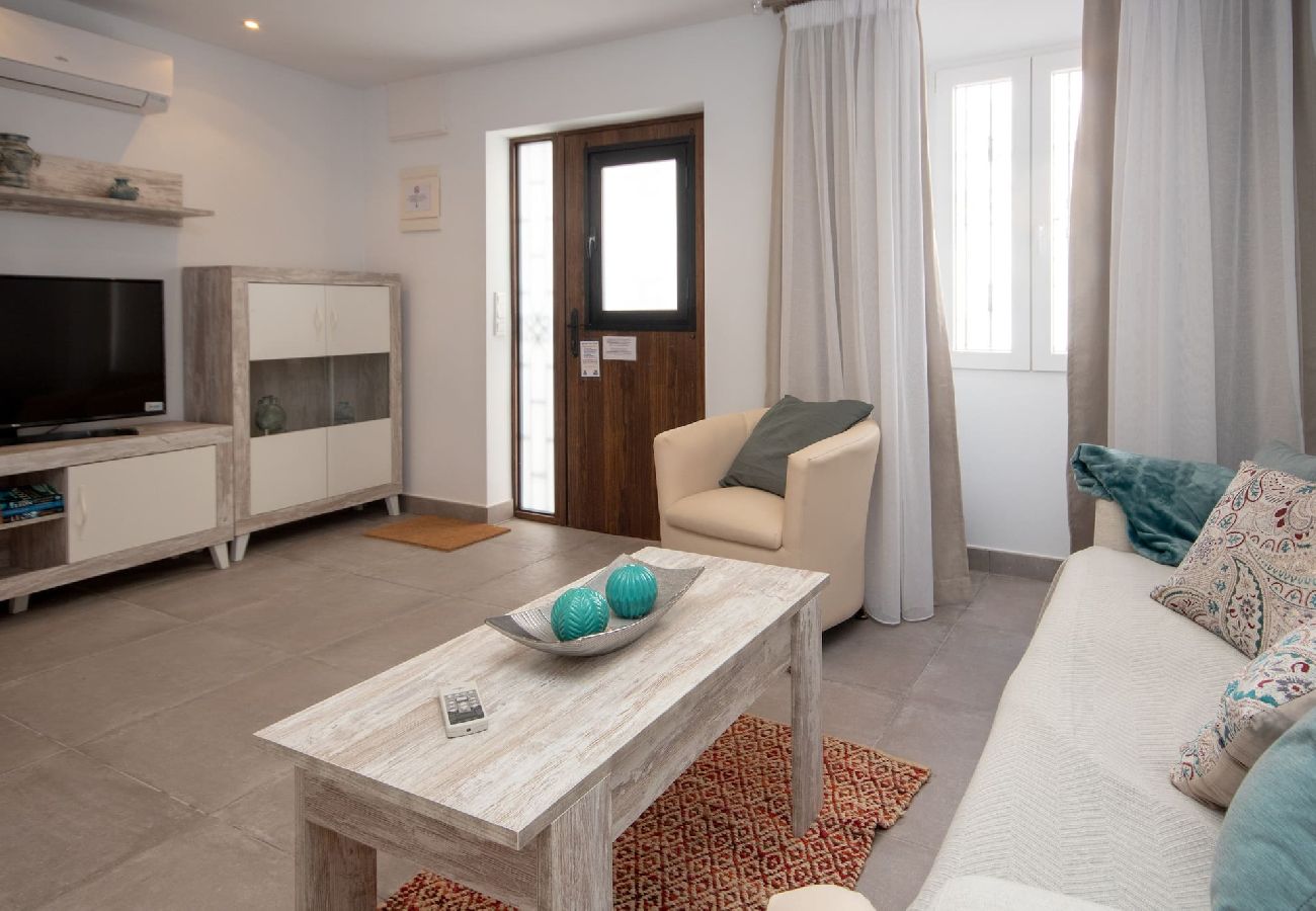 Terraced House in Alhaurín el Grande - Lovely 2 bed townhouse in Alhaurin el Grande 