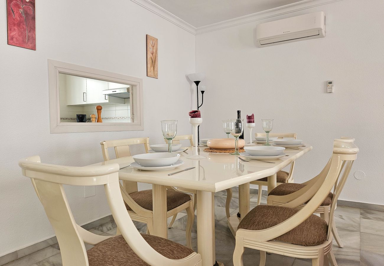 Terraced House in La Cala de Mijas - 3 Bed Townhouse  with roof terrace, 100m to beach 