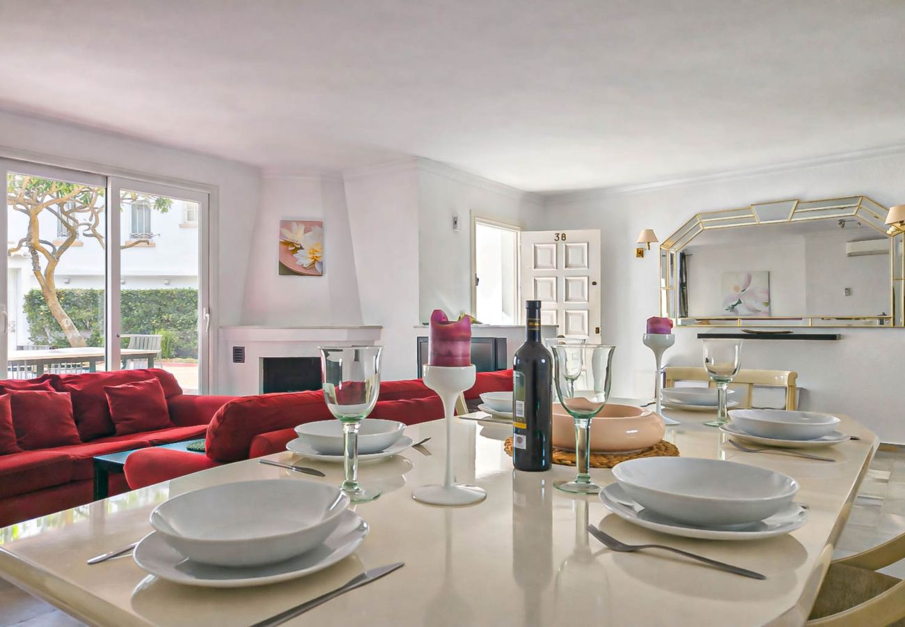 Terraced House in Mijas Costa - 3 Bed Townhouse  with roof terrace, 100m to beach 