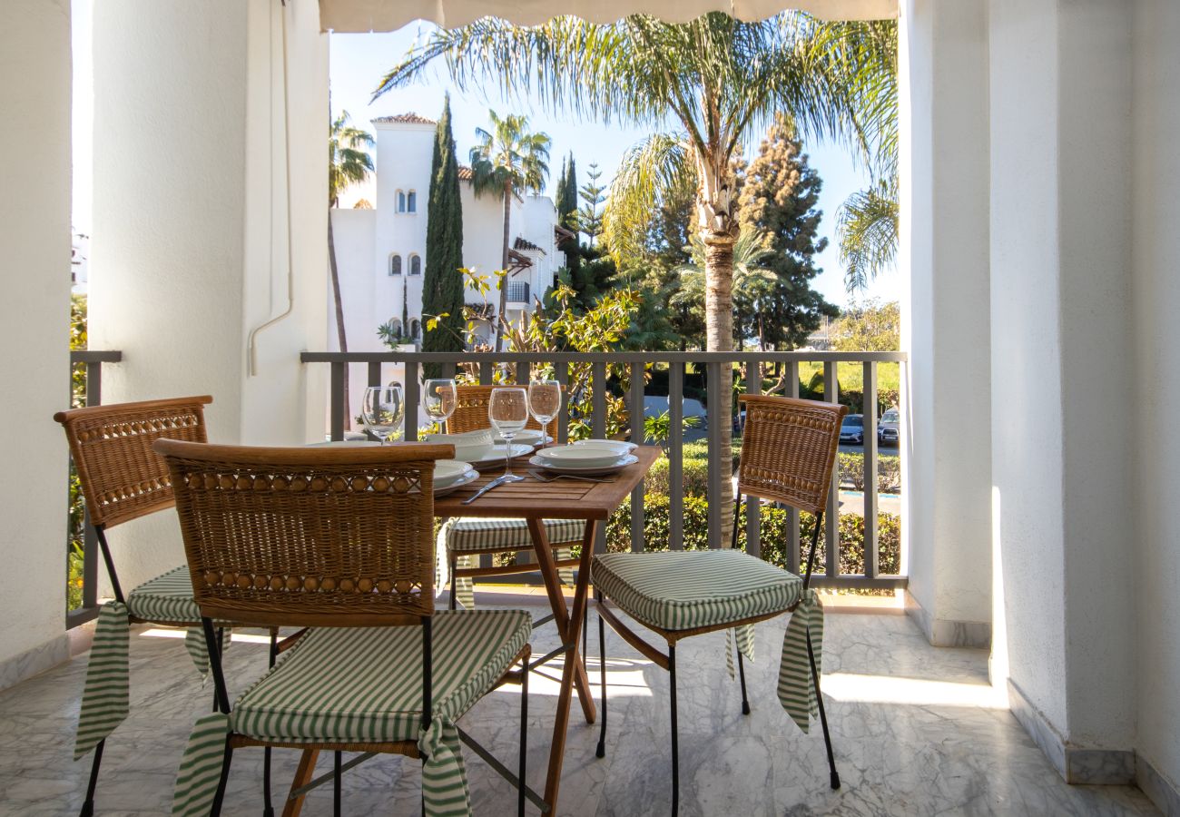 Apartment in Marbella - Puerto Banus, 400 metres to the Beach 