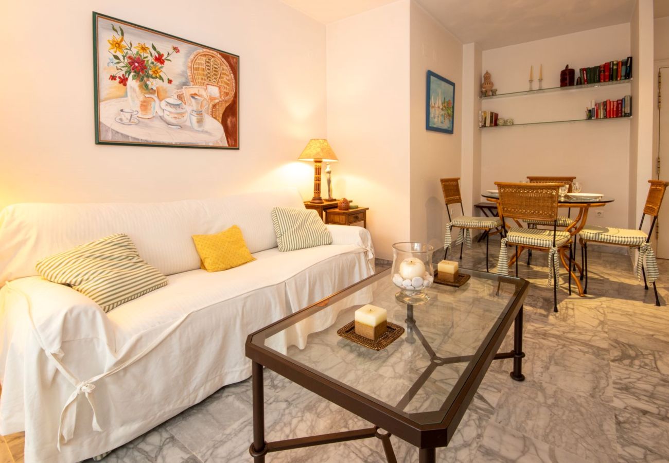 Apartment in Marbella - Puerto Banus, 400 metres to the Beach 