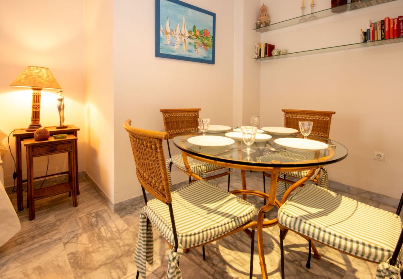 Apartment in Marbella - Puerto Banus, 400 metres to the Beach 
