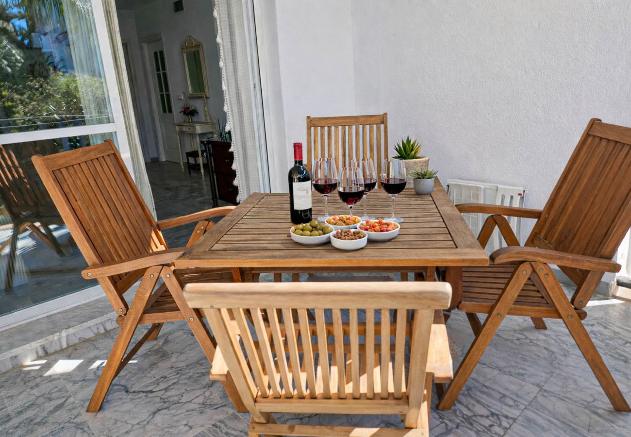 Apartment in Marbella - Puerto Banus, 400 metres to the Beach 