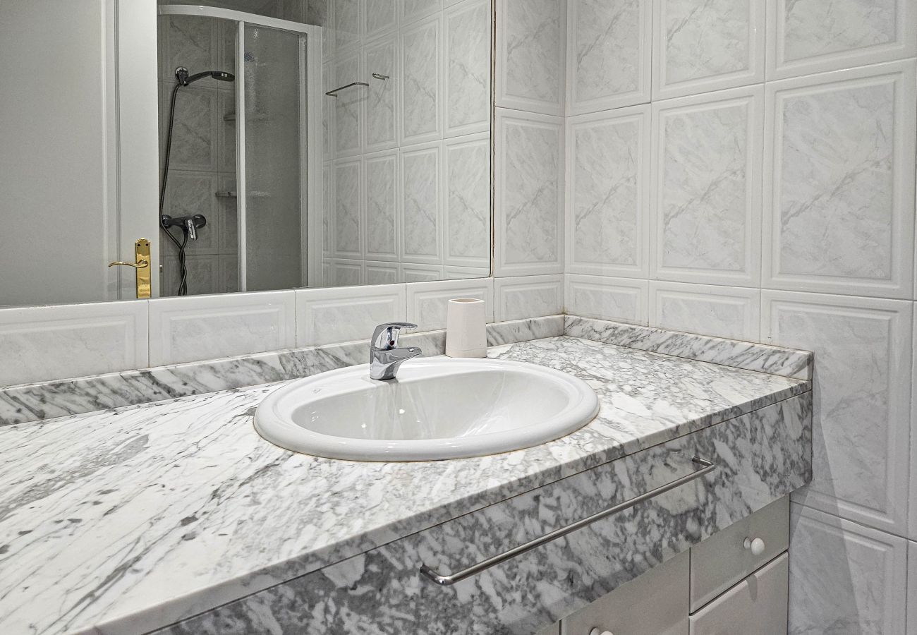 Apartment in Marbella - Puerto Banus, 400 metres to the Beach 