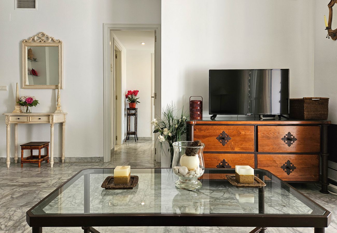 Apartment in Marbella - Puerto Banus, 400 metres to the Beach 