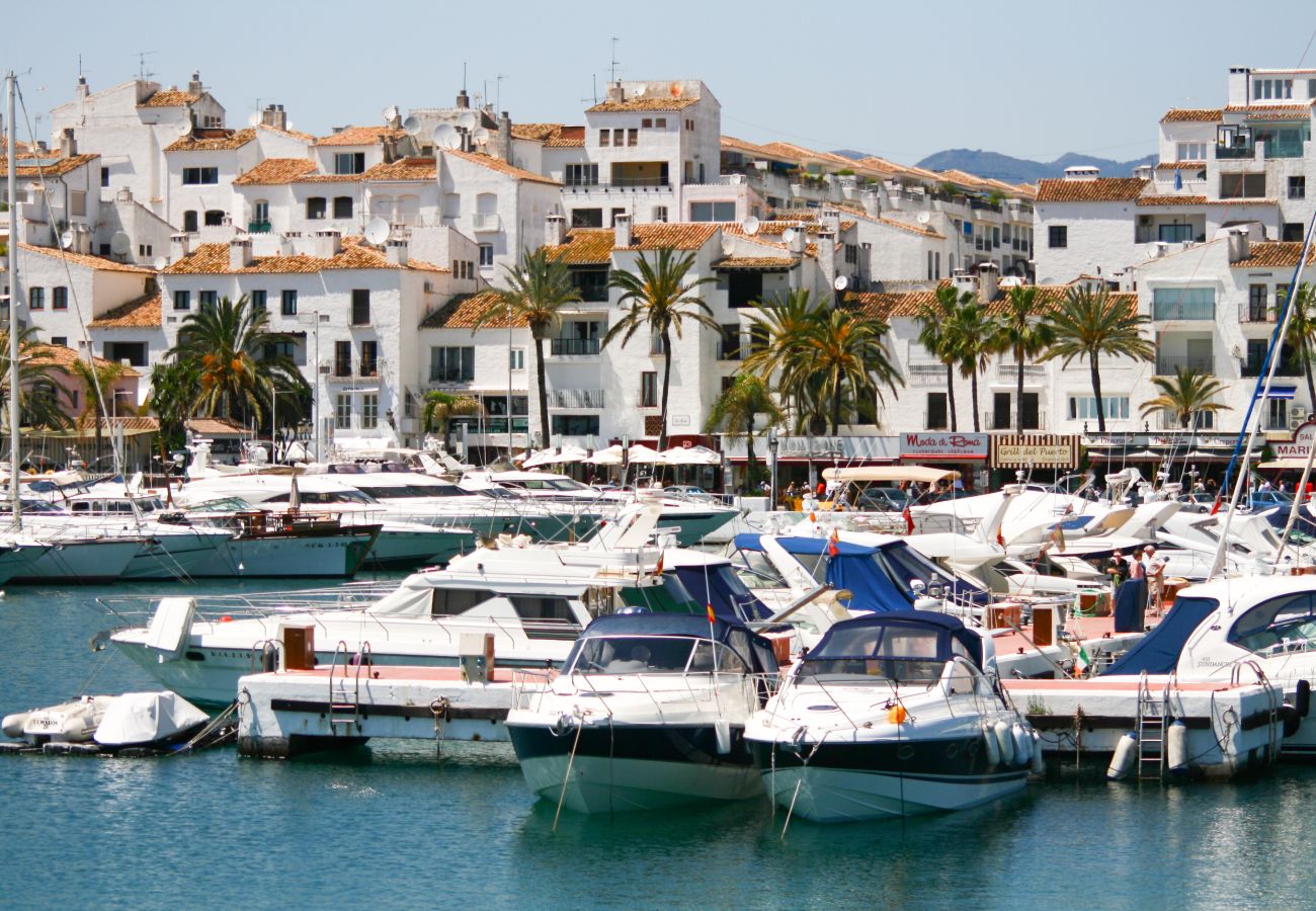 Apartment in Marbella - 3 Bed Apart Nueva Andalucia 5 min drive to Banus 