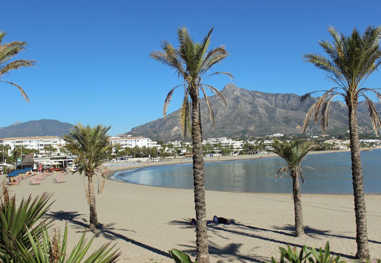 Apartment in Marbella - 3 Bed Apart Nueva Andalucia 5 min drive to Banus 