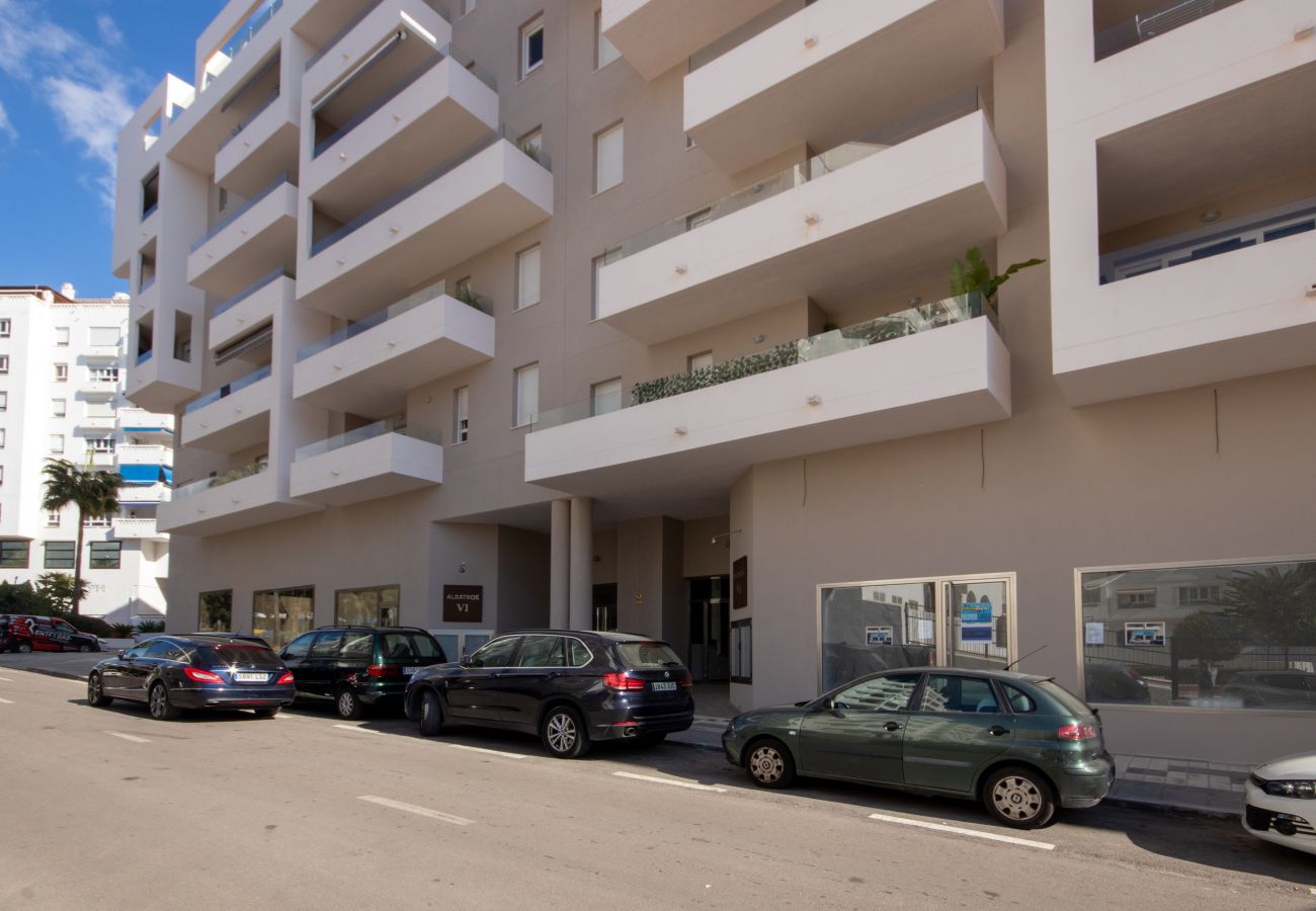 Apartment in Marbella - 3 Bed Apart Nueva Andalucia 5 min drive to Banus 
