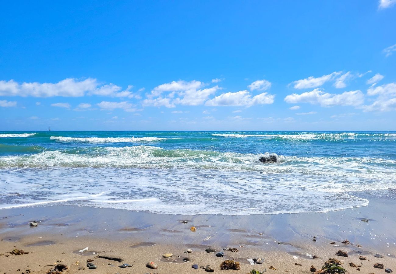 Terraced House in Mijas Costa - Two bed House in Calahonda just 1km to the beach 