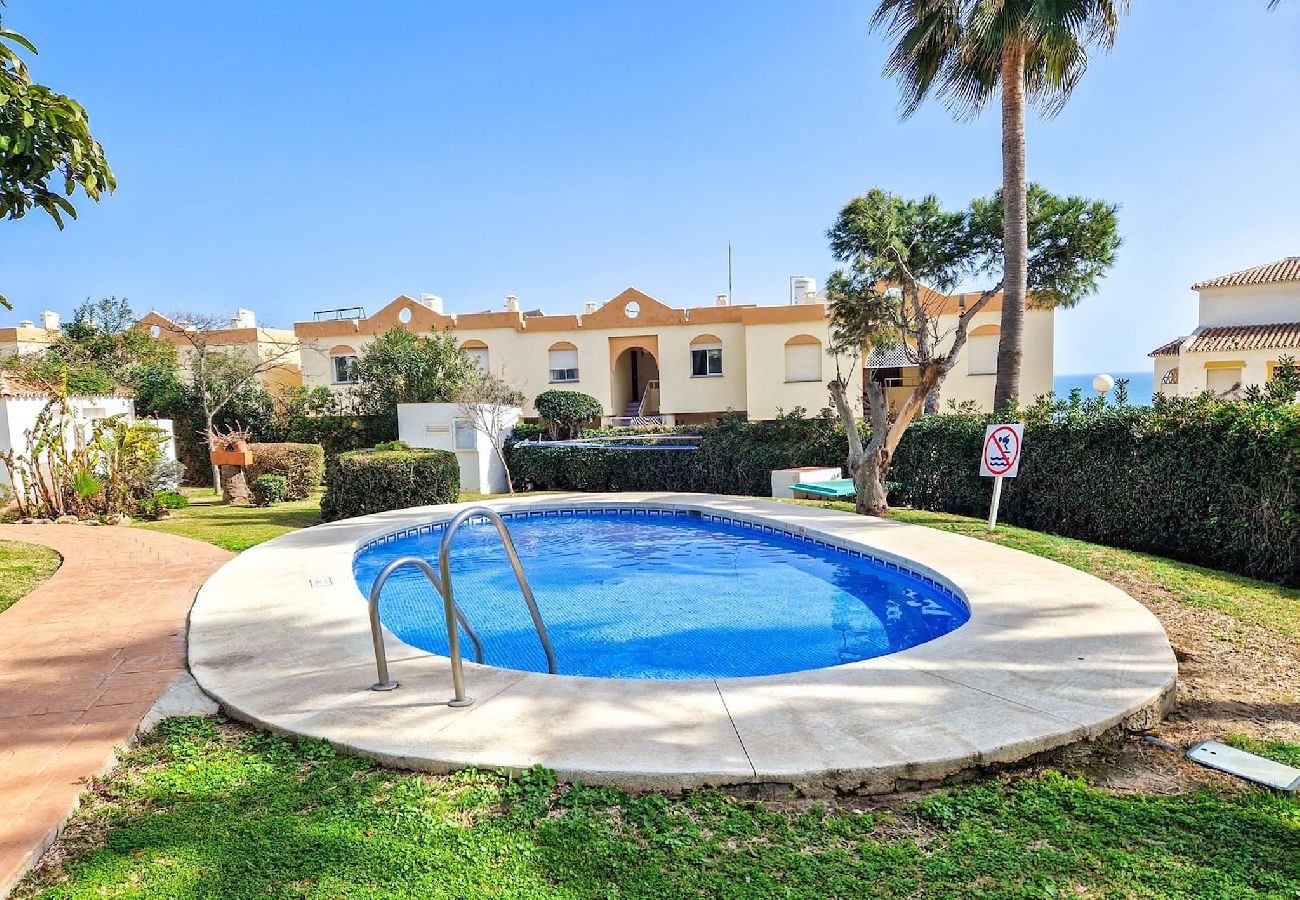 Apartment in El Faro - Sea view apartment Wyndham Resort close to beach 