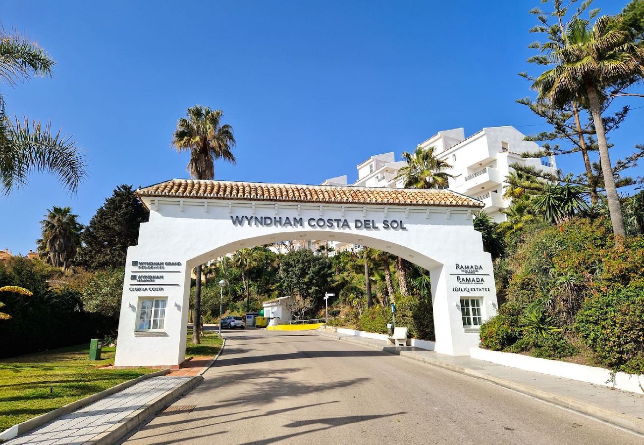 Apartment in El Faro - Sea view apartment Wyndham Resort close to beach 