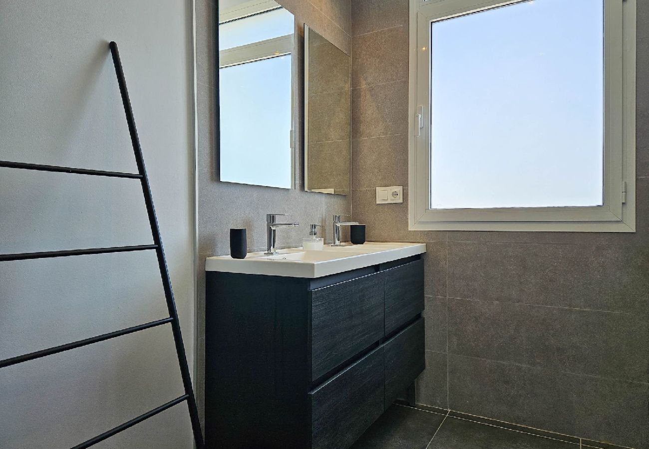 Apartment in La Cala de Mijas - Penthouse with 2 large terraces and a Plunge Pool