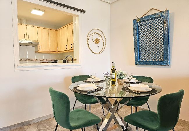 Apartment in Marbella - Lorcrimar III close to Puerto Banus, and the beach  Apartment in Marbella - Lorcrimar III close to Puerto Banus, and the beach