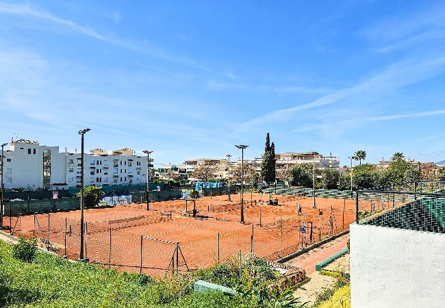 Apartment in Marbella - Lorcrimar III close to Puerto Banus, and the beach  Apartment in Marbella - Lorcrimar III close to Puerto Banus, and the beach
