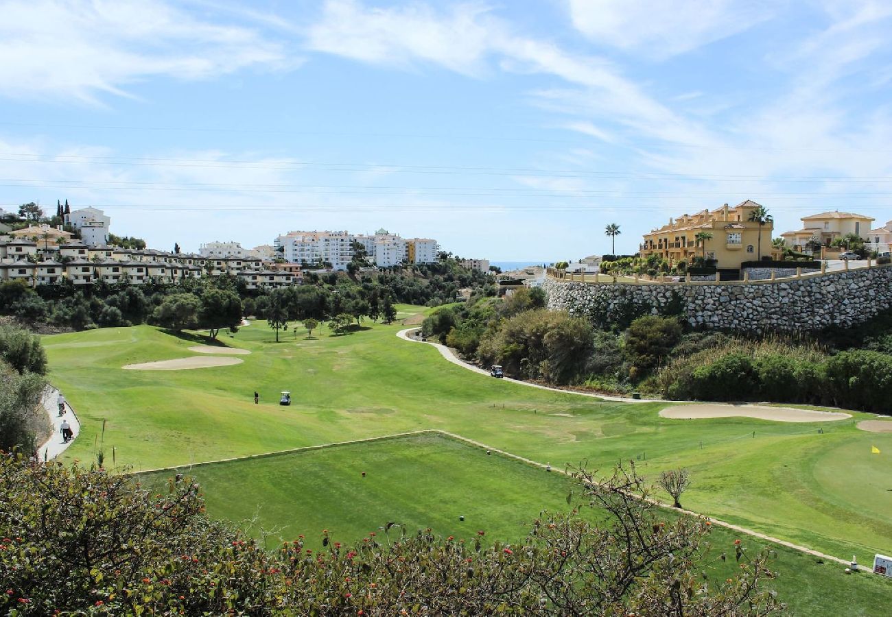 Apartment in Mijas Costa - Two bedroom apartment in Royal Golf Riviera 