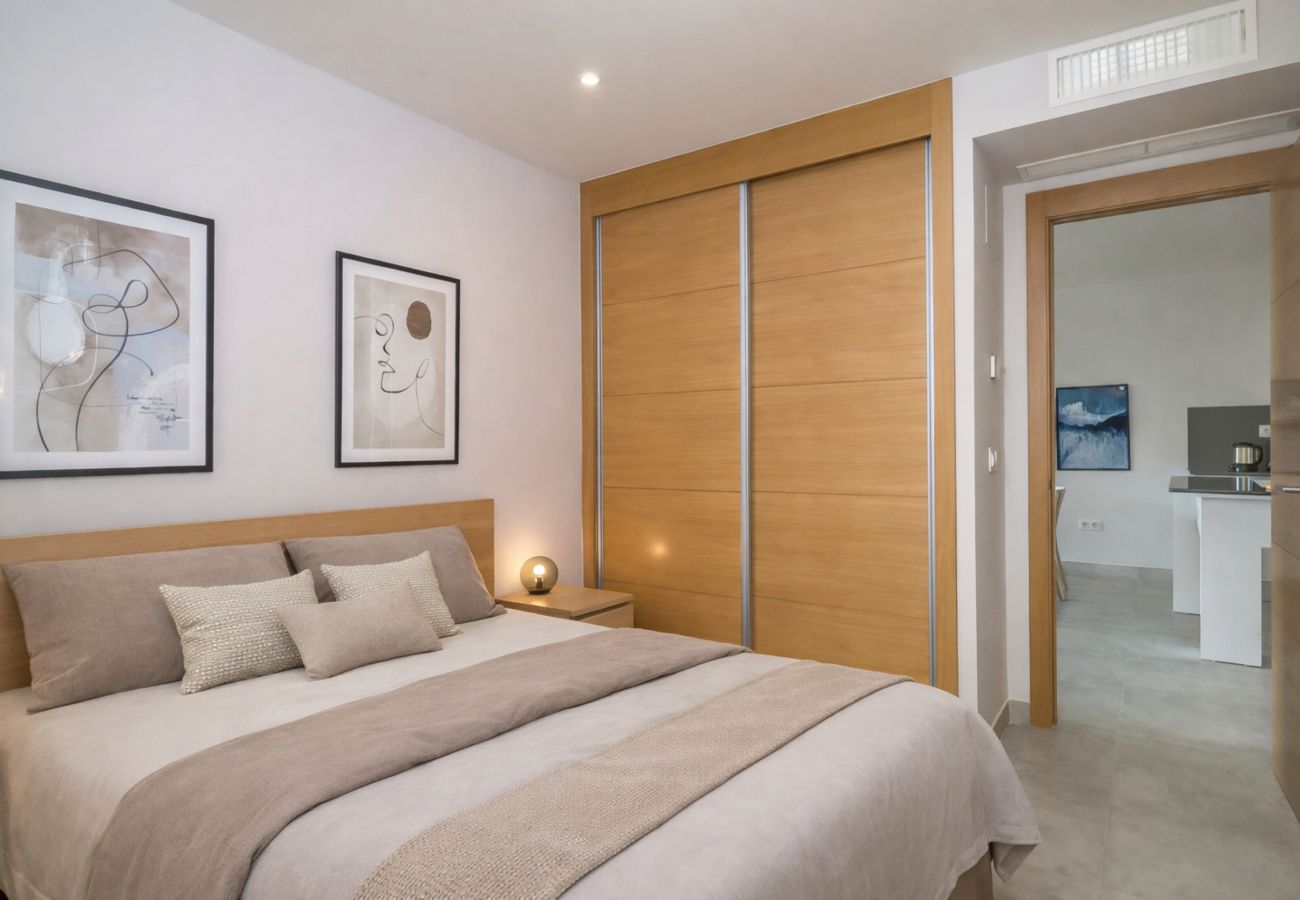 Apartment in Mijas Costa - Modern 3 bed garden apt next to pool Casa Banderas 