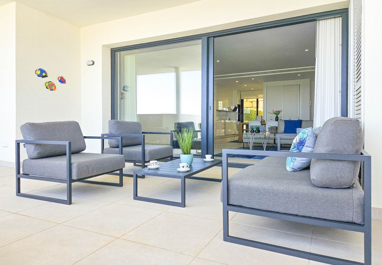 Apartment in Casares - Modern 2 bed ground floor apartment Finca Cortesin 