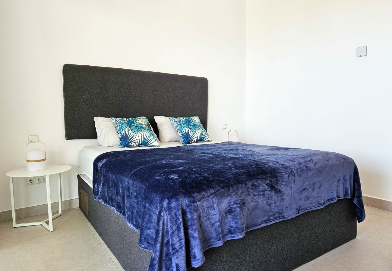 Apartment in Casares - Modern 2 bed ground floor apartment Finca Cortesin 