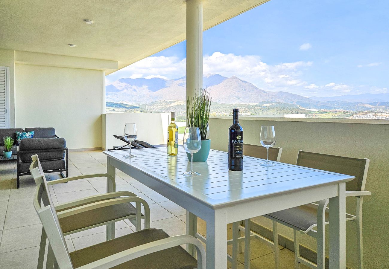 Apartment in Casares - Modern 2 bed ground floor apartment Finca Cortesin 