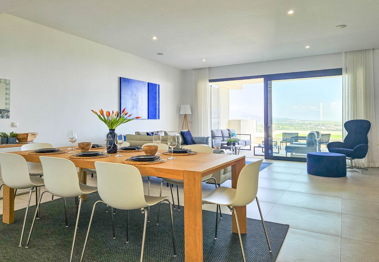 Apartment in Casares - Modern 2 bed ground floor apartment Finca Cortesin 