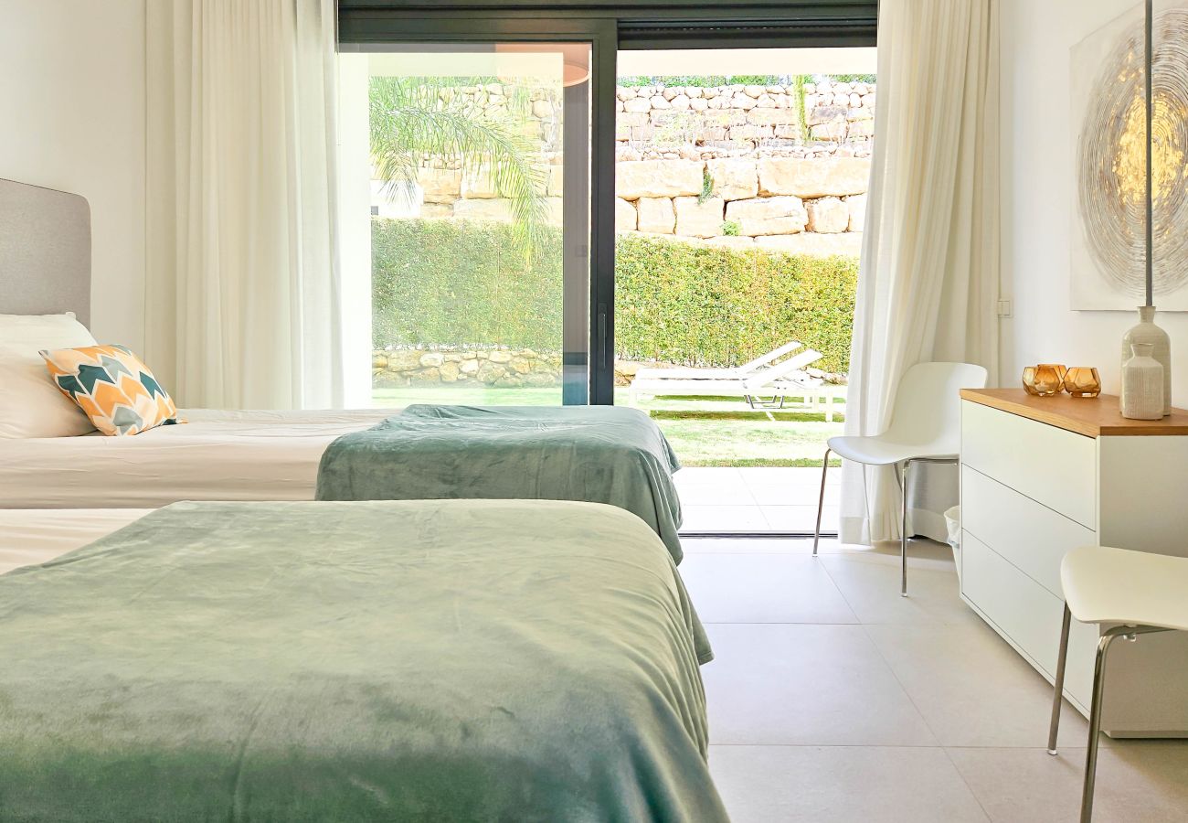 Apartment in Casares - Modern 2 bed ground floor apartment Finca Cortesin 