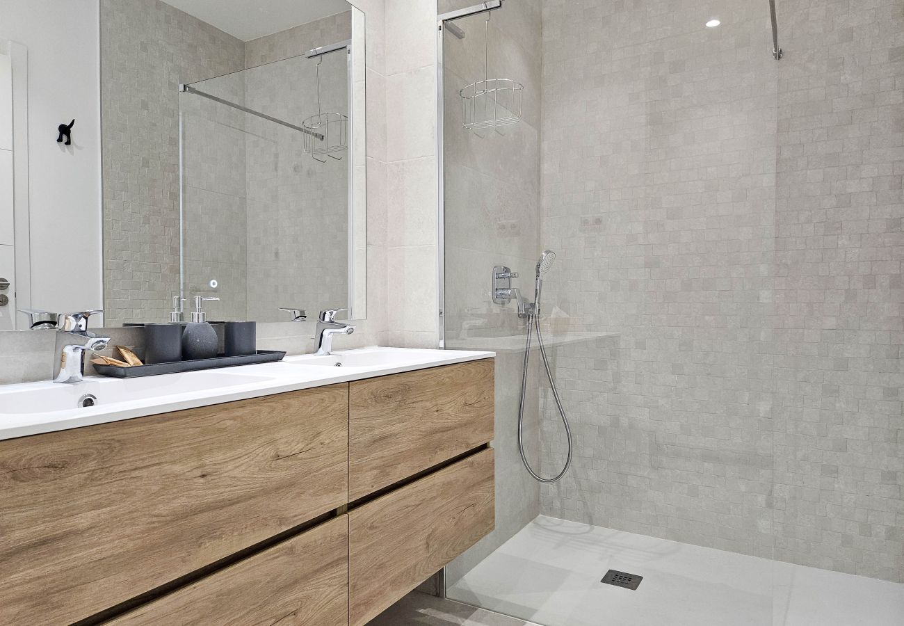 Apartment in Casares - Modern 2 bed ground floor apartment Finca Cortesin 
