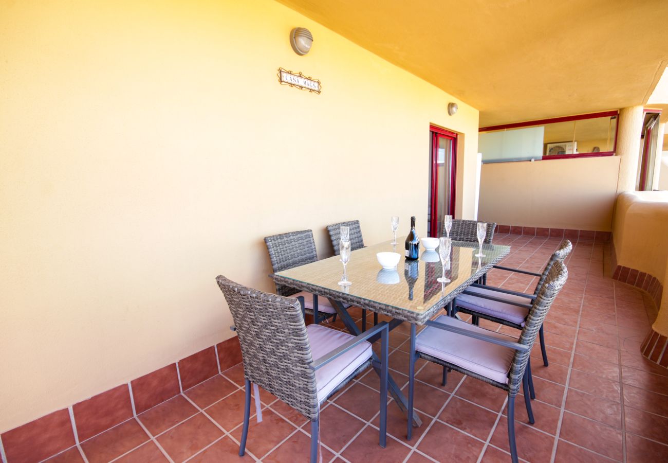 Apartment in La Cala de Mijas - 3 bed, La Cala Azul @ La Cala 