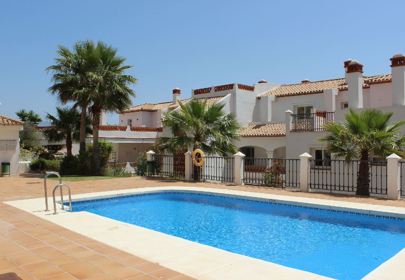 Apartment in Mijas Costa - Spacious PH with Panoramic Views 