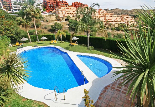 Apartment in Mijas Costa - 3 bedroom penthouse apartment in Calahonda  Apartment in Mijas Costa - 3 bedroom penthouse apartment in Calahonda