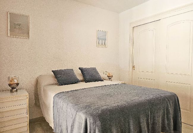 Apartment in Mijas Costa - 3 bedroom penthouse apartment in Calahonda  Apartment in Mijas Costa - 3 bedroom penthouse apartment in Calahonda