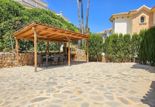 Villa in Mijas Costa - Beautiful 5 bed villa with pool  Villa in Mijas Costa - Beautiful 5 bed villa with pool