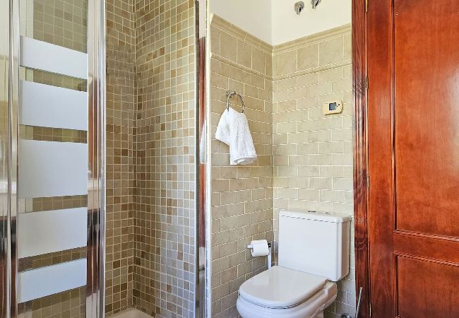 Villa in Mijas Costa - Beautiful 5 bed villa with pool  Villa in Mijas Costa - Beautiful 5 bed villa with pool