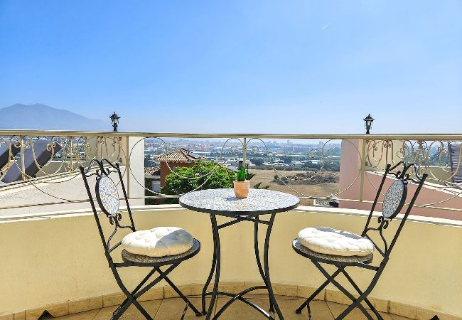 Villa in Mijas Costa - Beautiful 5 bed villa with pool  Villa in Mijas Costa - Beautiful 5 bed villa with pool