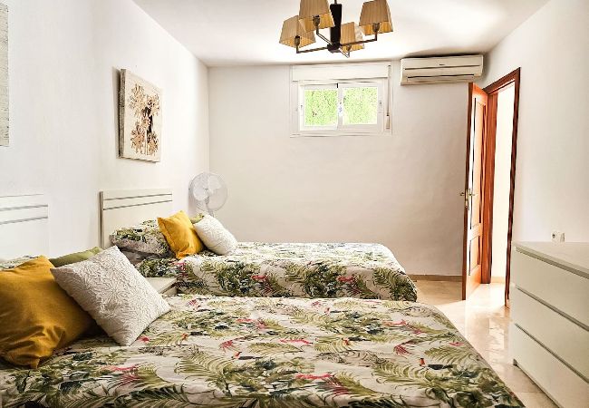 Villa in Mijas Costa - Beautiful 5 bed villa with pool  Villa in Mijas Costa - Beautiful 5 bed villa with pool