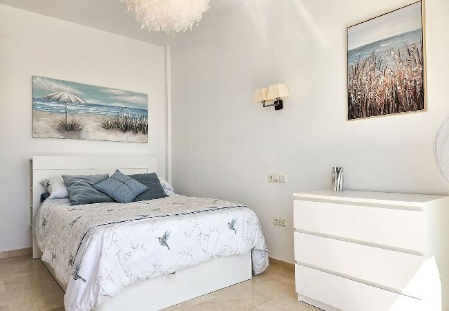 Villa in Mijas Costa - Beautiful 5 bed villa with pool  Villa in Mijas Costa - Beautiful 5 bed villa with pool